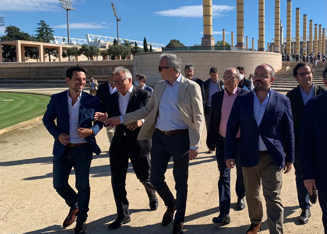 Esta mañana El Presidente del Partido Popular de Barcelona Manu Reyes ha visitado la Anilla Olímpica